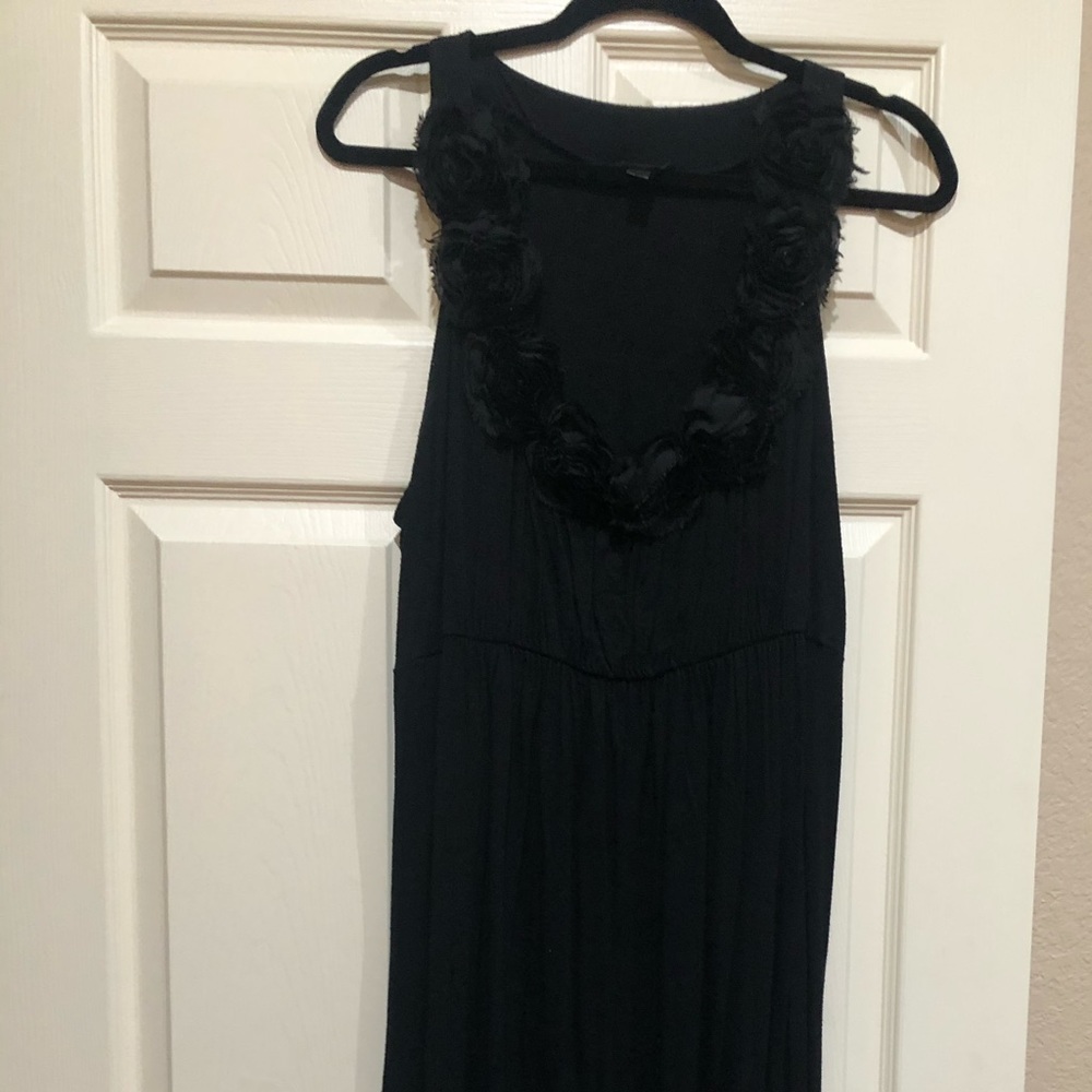 Sleeves black tunic top